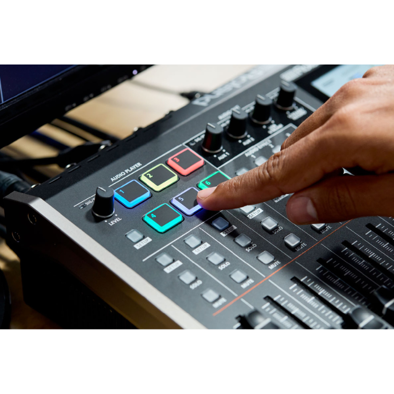 Roland vr 6hd